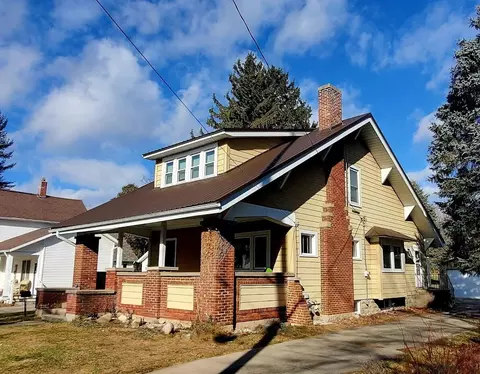 333 E Cherry St, Fremont, MI 49412
