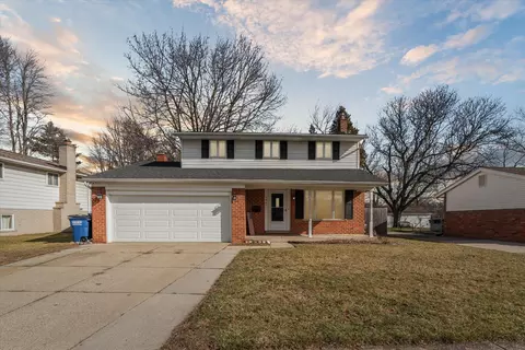 1867 Wilshire St, Westland, MI 48186