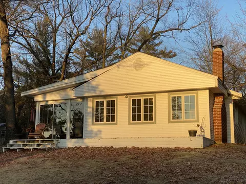 40 N Jackpine Rd, Fountain, MI 49410