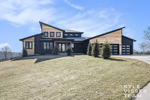 2006 14 Mile Rd NE, Sparta, MI 49345