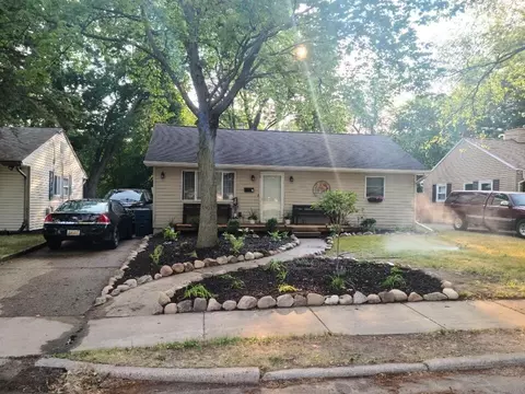 25 N Mason Ave, Battle Creek, MI 49037