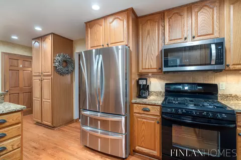 3175 Pinehill Pl, Flushing, MI 48433 photo 13