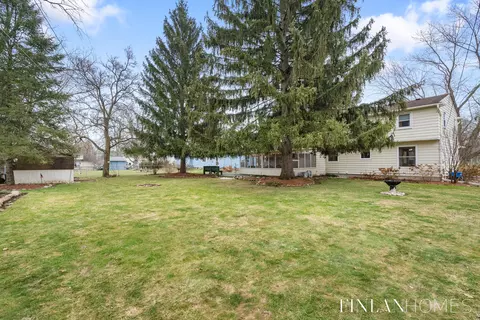 3175 Pinehill Pl, Flushing, MI 48433 photo 2