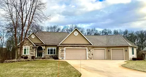 10892 Duval Cir, Kalamazoo, MI 49009