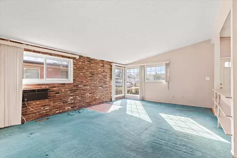 31726 Filmore St, Wayne, MI 48184 photo 9