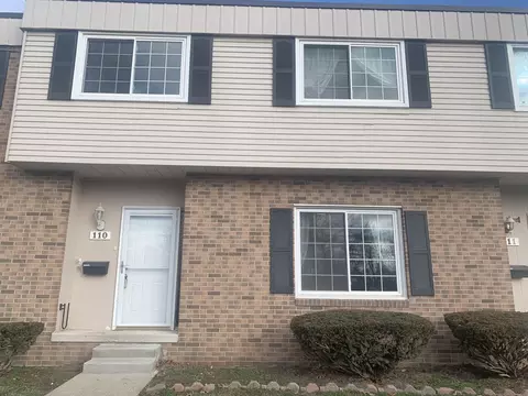 110 Astor Blvd, Belleville, MI 48111