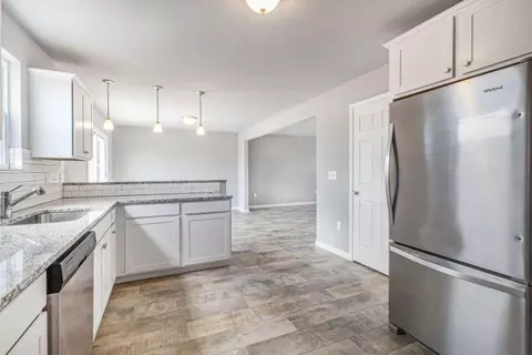 Entry Way - 602 Oklahoma Dr, Three Rivers, MI 49093 photo 1 of 2