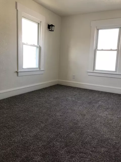 401 Adams St, Jackson, MI 49202 photo 21