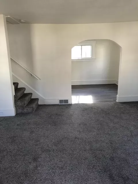 401 Adams St, Jackson, MI 49202 photo 7