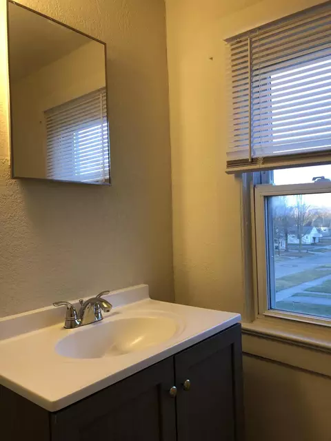 401 Adams St, Jackson, MI 49202 photo 19