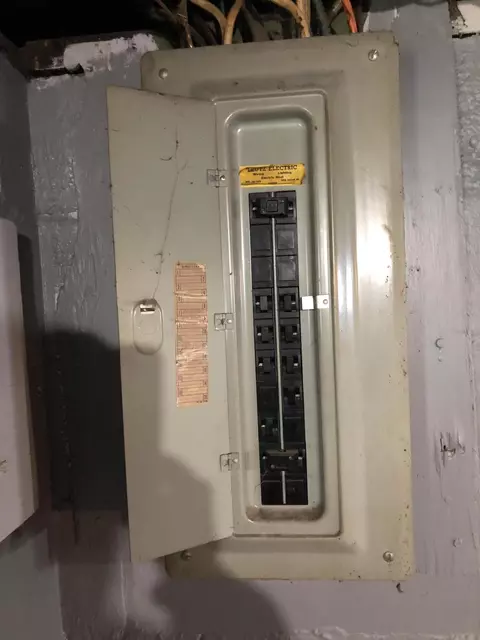 401 Adams St, Jackson, MI 49202 photo 31
