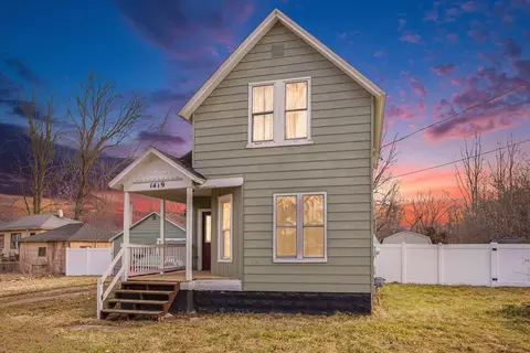 1419 Olmstead Rd, Kalamazoo, MI 49048