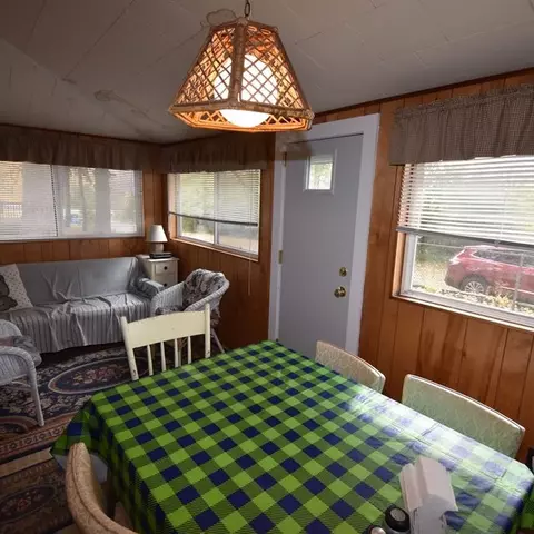 8236 Dickert St, Commerce Twp, MI 48382 photo 9