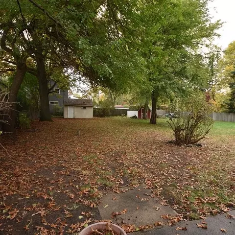 8236 Dickert St, Commerce Twp, MI 48382 photo 22