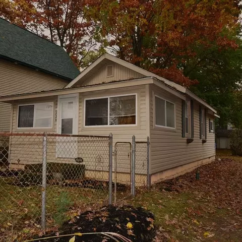 8236 Dickert St, Commerce Twp, MI 48382 photo 24