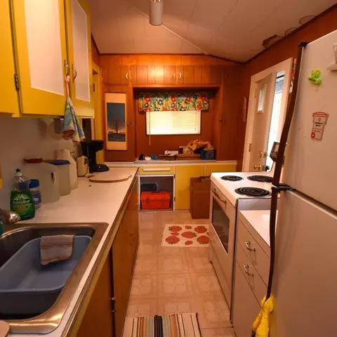 8236 Dickert St, Commerce Twp, MI 48382 photo 14