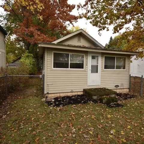 8236 Dickert St, Commerce Twp, MI 48382 photo 23