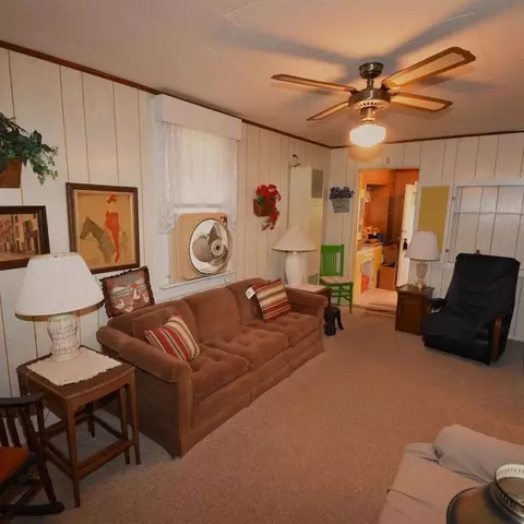 8236 Dickert St, Commerce Twp, MI 48382 photo 4