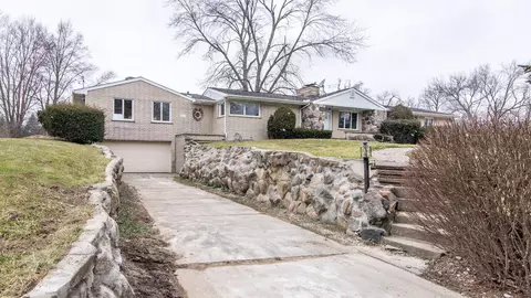 Exterior - 1020 Bishop Rd, Saline, MI 48176 photo 2 of 15