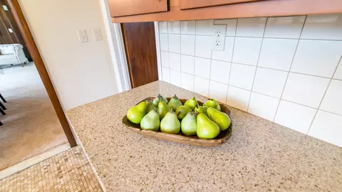 Kitchen - 1020 Bishop Rd, Saline, MI 48176 photo 5 of 7