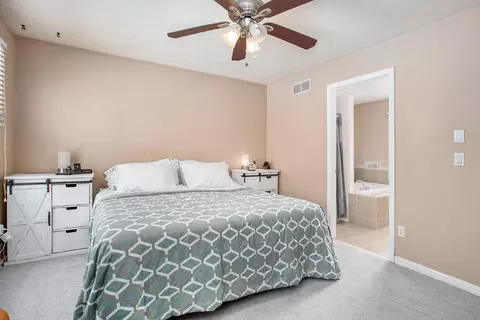 Bedroom - 10982 E Cd Ave, Richland, MI 49083 photo 3 of 5
