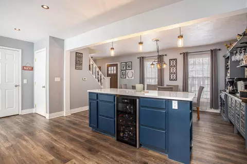 Kitchen - 10982 E Cd Ave, Richland, MI 49083 photo 4 of 5