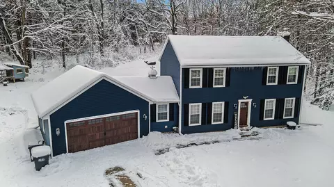 Exterior - 10982 E Cd Ave, Richland, MI 49083 photo 2 of 10