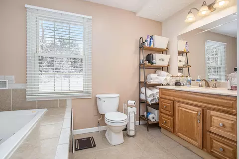 Bath - 10982 E Cd Ave, Richland, MI 49083 photo 4 of 6