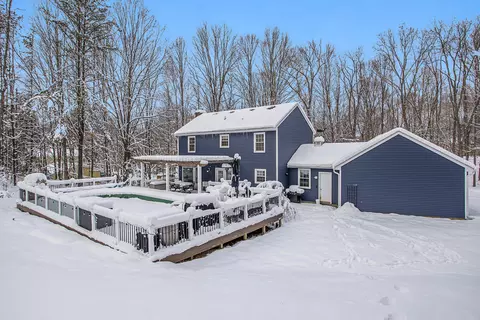 Exterior - 10982 E Cd Ave, Richland, MI 49083 photo 6 of 10