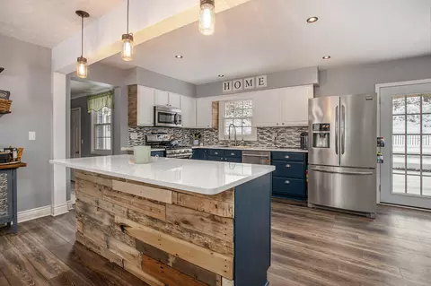 Kitchen - 10982 E Cd Ave, Richland, MI 49083 photo 5 of 5