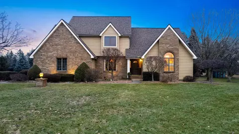 8645 Hawthorne Hills Blvd, Tecumseh, MI 49286