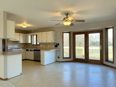 Kitchen - 4280 24th St, Dorr, MI 49323 photo 1 of 6