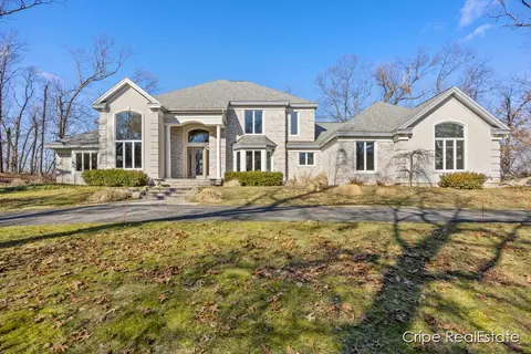 4844 Summer Ridge Ct NE, Ada, MI 49301