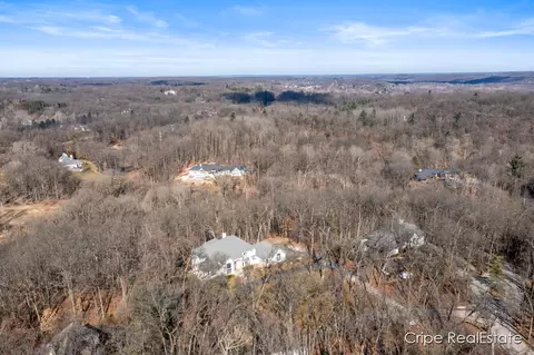 View/Area - 4844 Summer Ridge Ct NE, Ada, MI 49301 photo 3 of 7