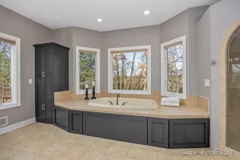 Bath - 4844 Summer Ridge Ct NE, Ada, MI 49301 photo 5 of 10