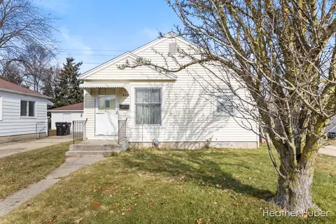903 Aldon St SW, Wyoming, MI 49509