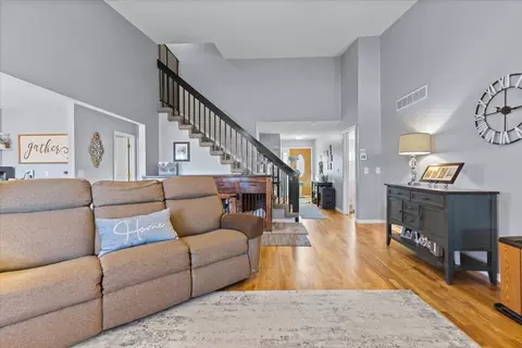 10385 Spring Grv, Brighton, MI 48114 photo 5