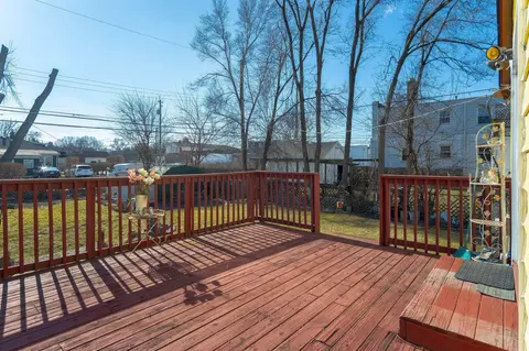 170 E Hazelhurst St, Ferndale, MI 48220 photo 9