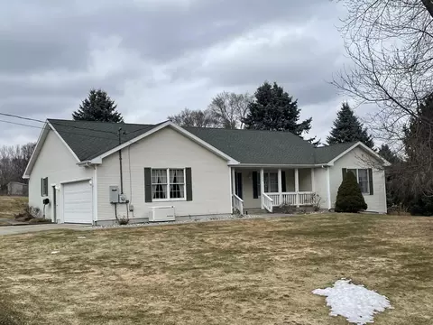 2458 Wolting Ave, New Era, MI 49446