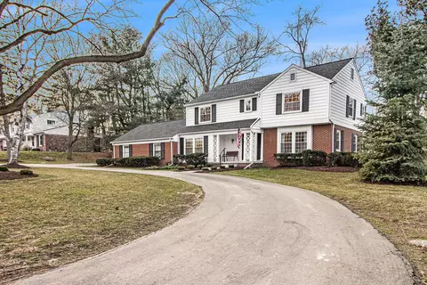 3045 Foxcroft Rd, Ann Arbor, MI 48104