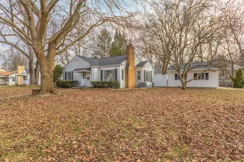 1118 Jenks Blvd, Kalamazoo, MI 49006