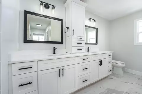 Bath - 11637 Heron St, Schoolcraft, MI 49087 photo 3 of 4