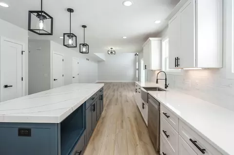 Kitchen - 11637 Heron St, Schoolcraft, MI 49087 photo 5 of 6