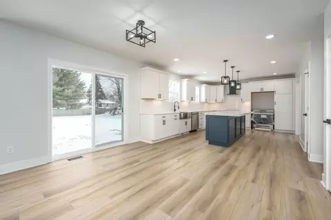 Kitchen - 11637 Heron St, Schoolcraft, MI 49087 photo 6 of 6