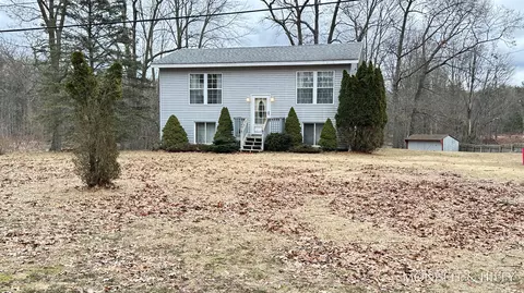 7592 Holton Duck Lake Rd, Holton, MI 49425