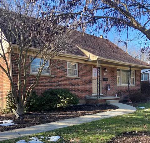 1101 Ravenwood Ave, Ann Arbor, MI 48103