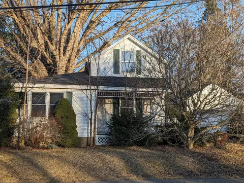 631 S Main St, Nashville, MI 49073