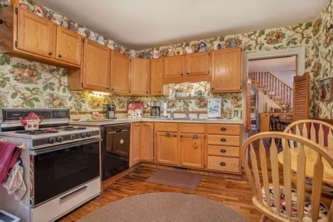 325 N Eagle St, Marshall, MI 49068 photo 8