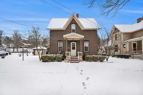 325 N Eagle St, Marshall, MI 49068 photo 2