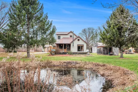 2992 N Luce Ave, White Cloud, MI 49349